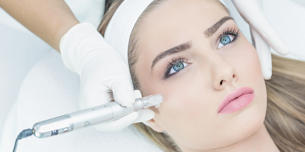 Skin Love Aesthetics is een huidverbeteringskliniek in Meppel. Verbeter je huid dankzij microneedling, fillers, injecties en permanente make-up, only the best for your skin!
